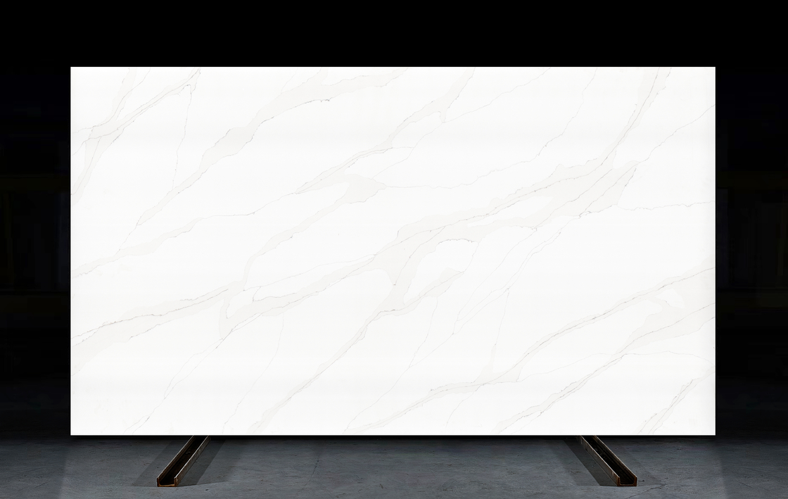 OLK3008 The Favorite Of Wholesalers Basic Calacatta White Looking Quartz Stone Huge Stock