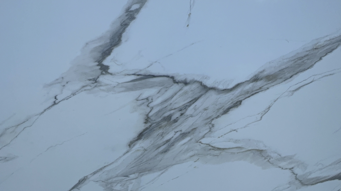 OLK1003G Calacatta Gold Koleksi Baru Vain To Full Body Printed Quartz Stone Teknologi Cetak Inkjet HD Slab